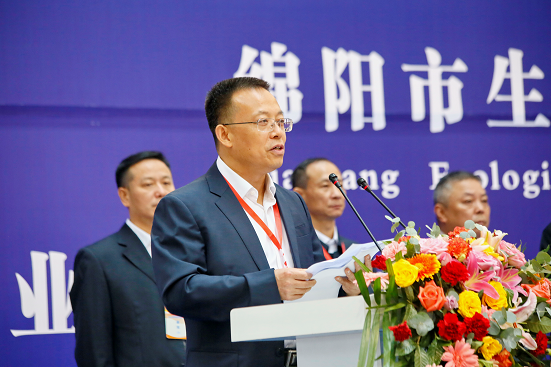 冯中兵在动员讲话中表示,近年来,全市生态环境系统干部职工紧紧围绕