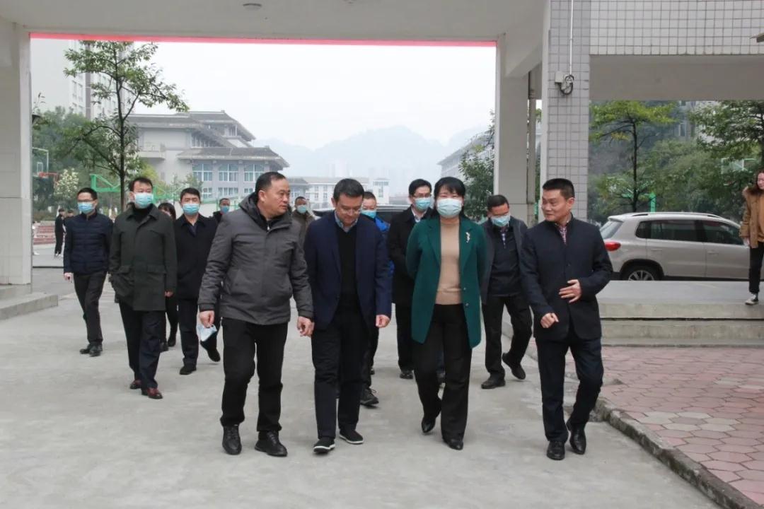 雅安市委副书记市长彭映梅齐抓共管持续提升科学治污能力全力以赴打赢