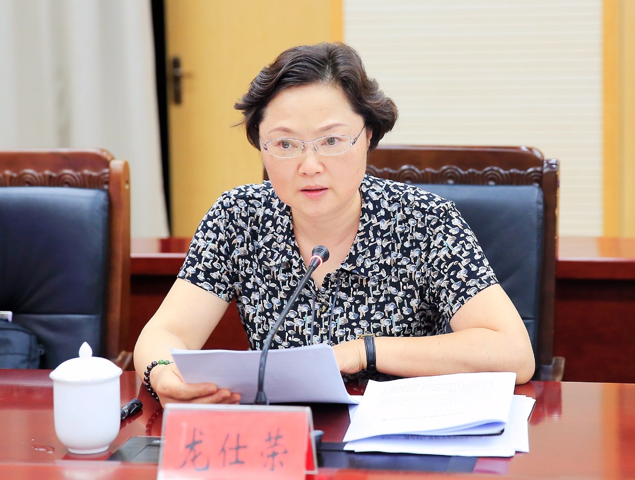 市委常委,市政府副市长甄文涛,市政府副秘书长陈永剑,以及各县(区)